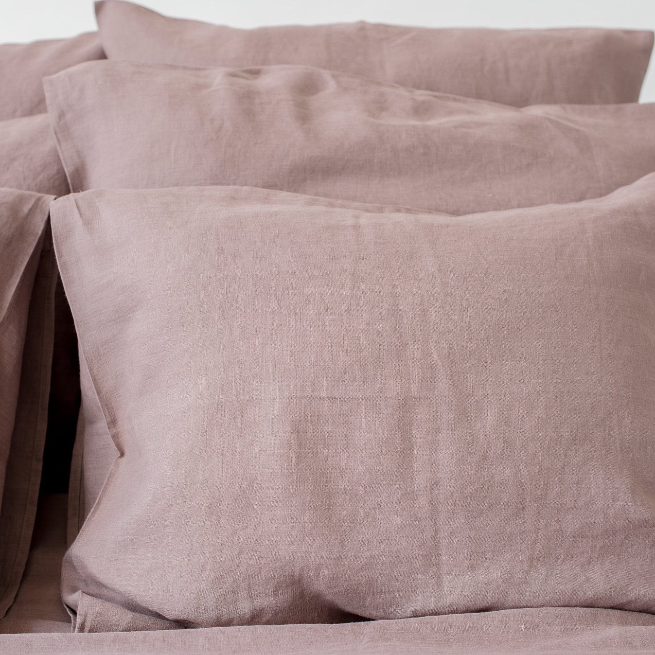 Dusty rose sale pillow cover
