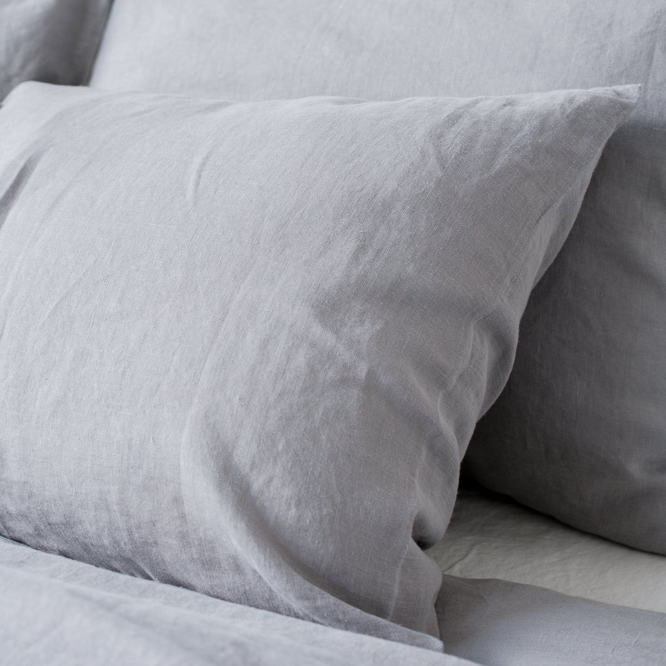 Light grey pillow cases outlet